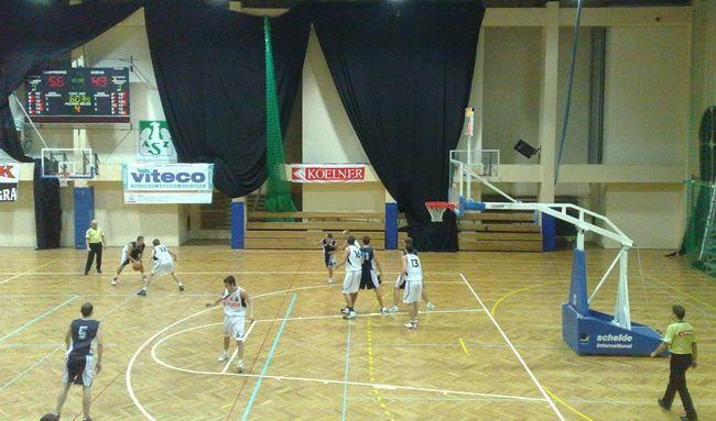 Koszykówka: WKK gra z Pogonią