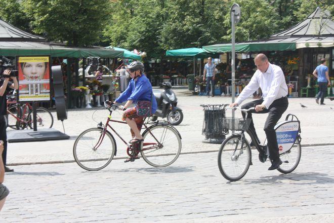 Wrocławscy urzędnicy będą jeździć po mieście na rowerach