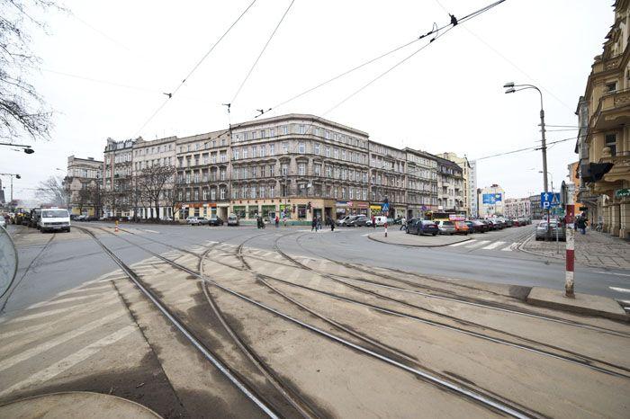 Ruszają szybkie remonty sześciu ulic. Drogowcy jednej firmy mają się uwinąć do końca września
