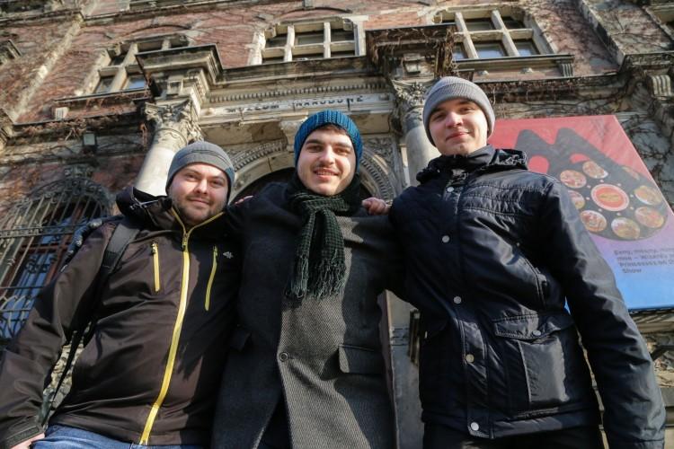 Guide Me. Nowa aplikacja rozpoznająca dzieła sztuki na wystawach w muzeum