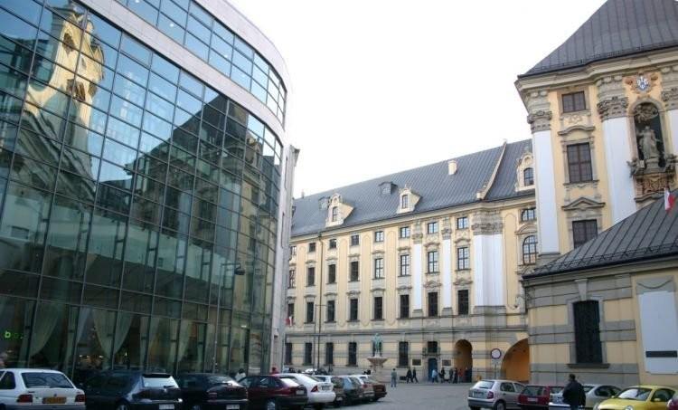 Uniwersytet Wrocławski oficjalnie z nowym rektorem