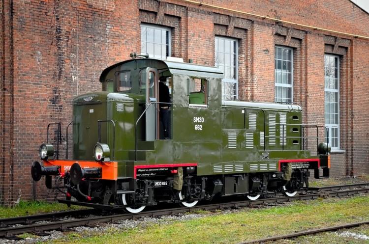 Wrocław ma 130 zabytkowych wagonów. Miłośnicy kolei o muzeum walczą od lat