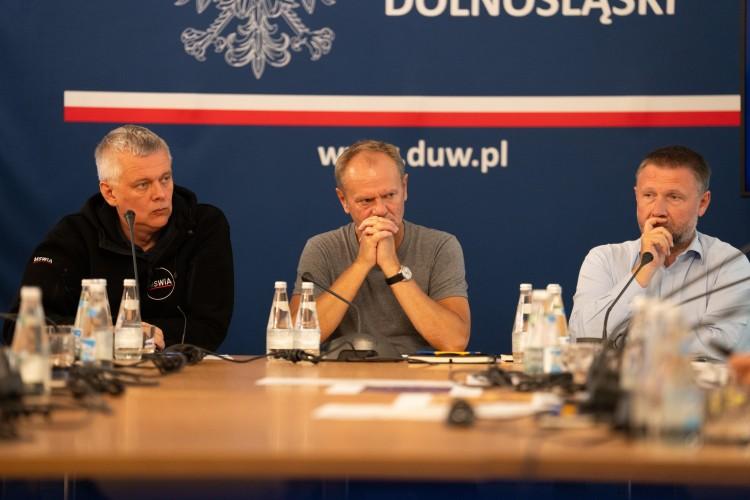 Tusk ogłasza program Odbudowa Plus. 