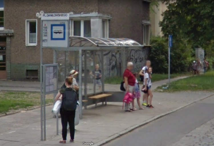 Nowoczesność wkracza na Karłowice. Na przystankach będą DIP-y
