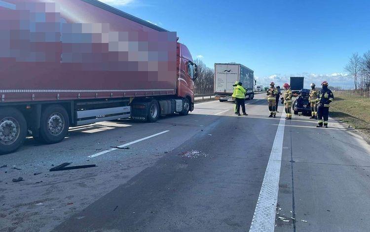 Karambol na A4 pod Wrocławiem. Są ranni w wypadku ciężarówek