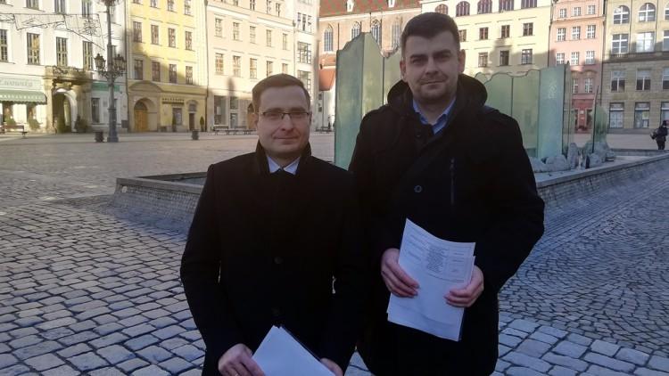 Opozycja krytykuje budżet Wrocławia na 2019 rok. Miała być zmiana, jest jak za Dutkiewicza