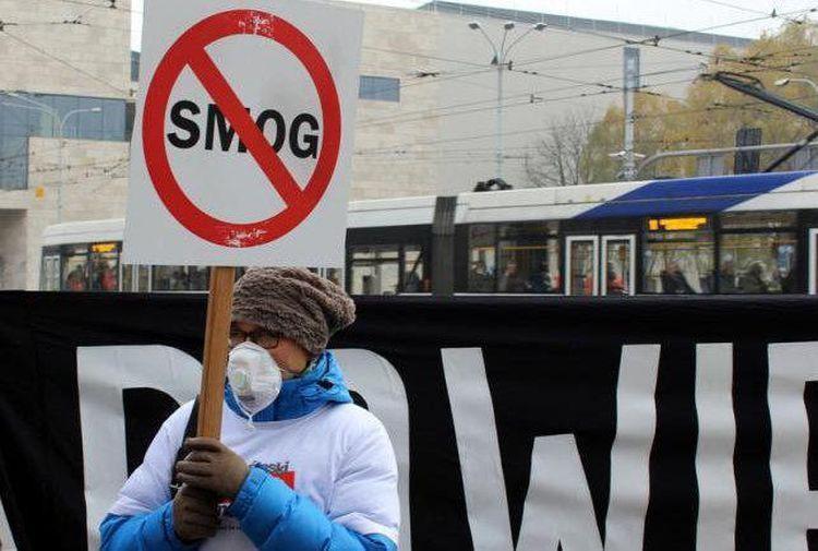 Smog nad Wrocławiem. Jakość powietrza znów jest zła!