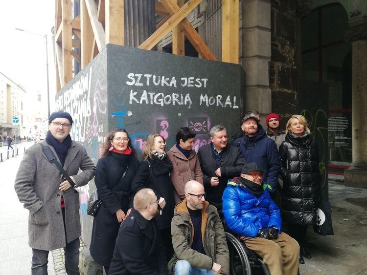 Przeciwko dyskryminacji i za parytetami. Postulaty Akcji Kultura