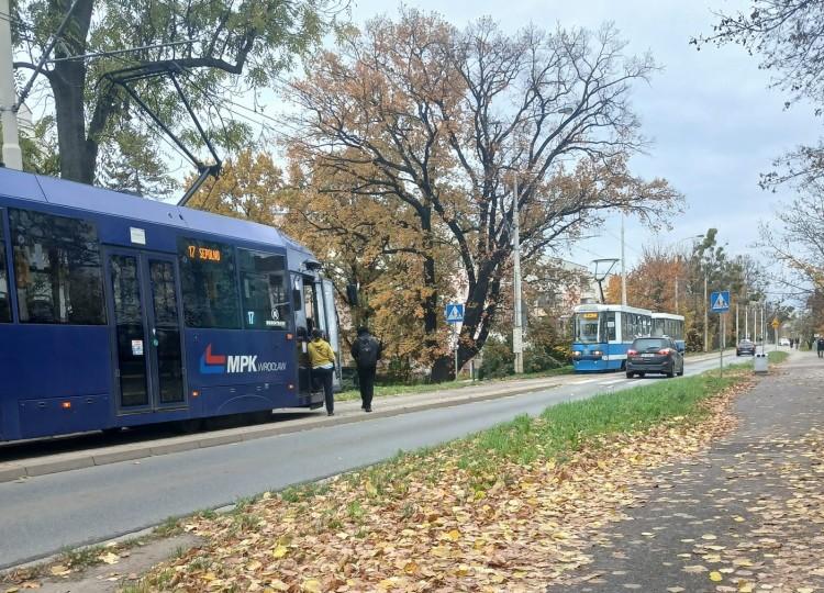 O włos od wypadku na Przyjaźni. Tramwaje jechały naprzeciwko siebie