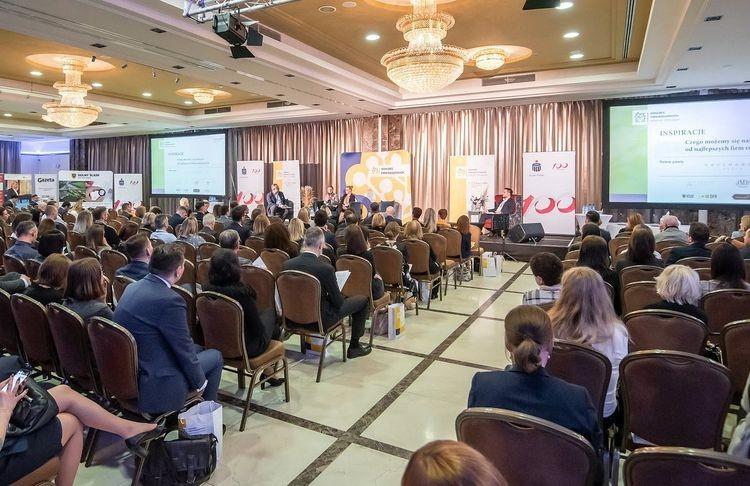 Kongres Firm Rodzinnych przeniesiony. Latem odbędzie się cykl bezpłatnych webinarów