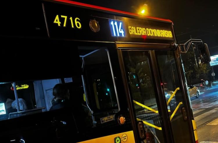 Awantura w miejskim autobusie. Kierowca obraził się na pasażerów. Już stracił pracę