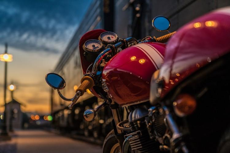 34-letni motocyklista przewrócił się na obwodnicy Leśnicy. To dopiero początek jego kłopotów