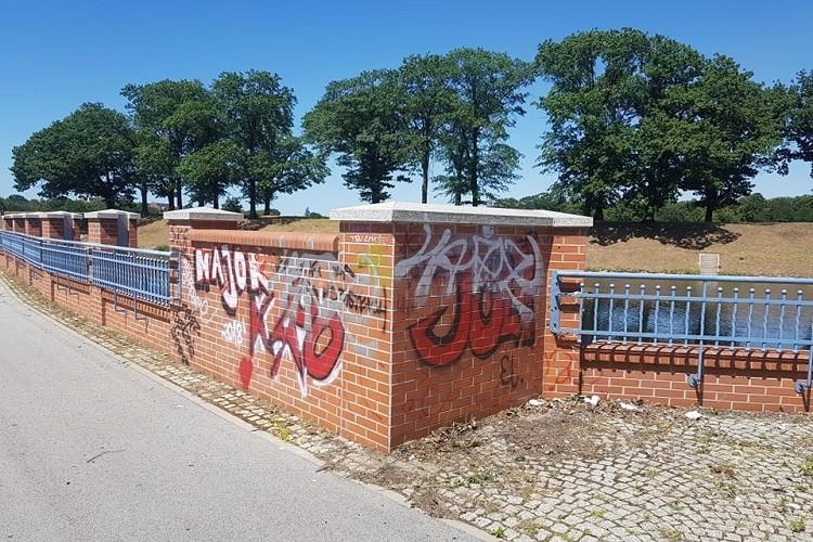 Policja publikuje wizerunek podejrzanego o pobicie Przemysława Witkowskiego