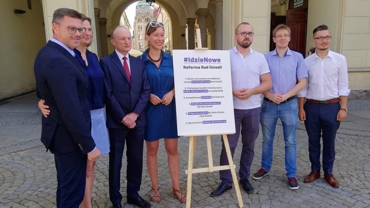 Po raz kolejny wraca temat reformy rad osiedli. „Będziemy tymi ludźmi, którzy wezmą i to wprowadzą”