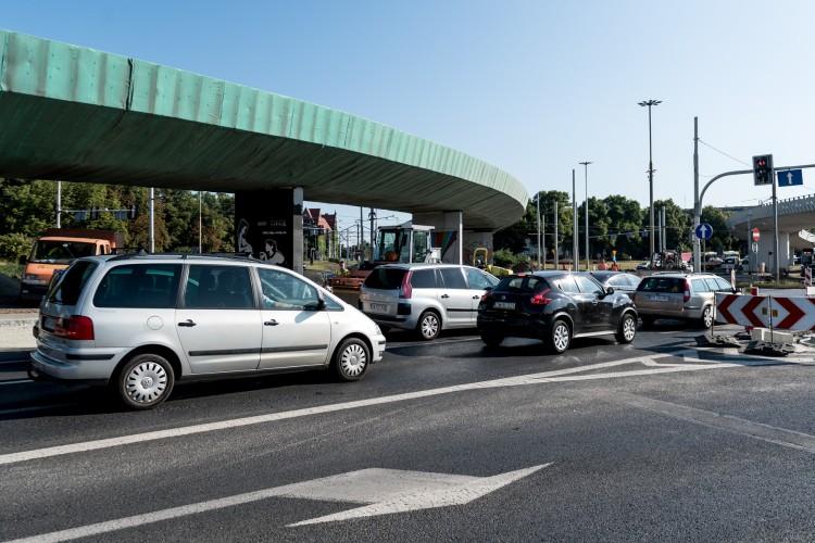Za tydzień rozpocznie się wyburzanie estakady na placu Społecznym [OBJAZDY]
