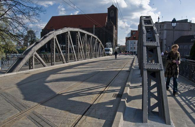 Po trzech latach tramwaje wracają na wyremontowane mosty Młyńskie
