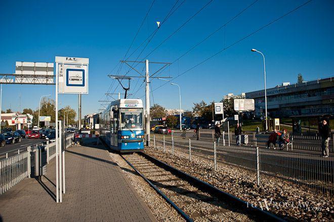 Przyznajmy priorytet tramwajom i zmieńmy sygnalizację świetlną