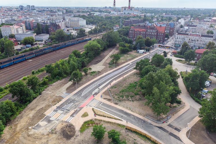 Nowa droga na Kleczkowie. Połączyła Promenady Wrocławskie z ulicą Trzebnicką