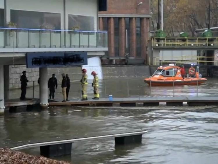 Wrocław: Człowiek w Odrze. Akcja ratownicza w centrum miasta