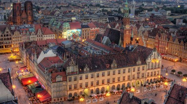 Prezydent zdecydował: ogródki piwne będą czynne dłużej