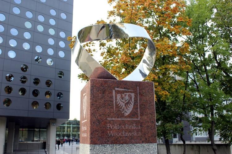Naukowcy z PWr to jedni z najbardziej produktywnych wynalazców w Polsce