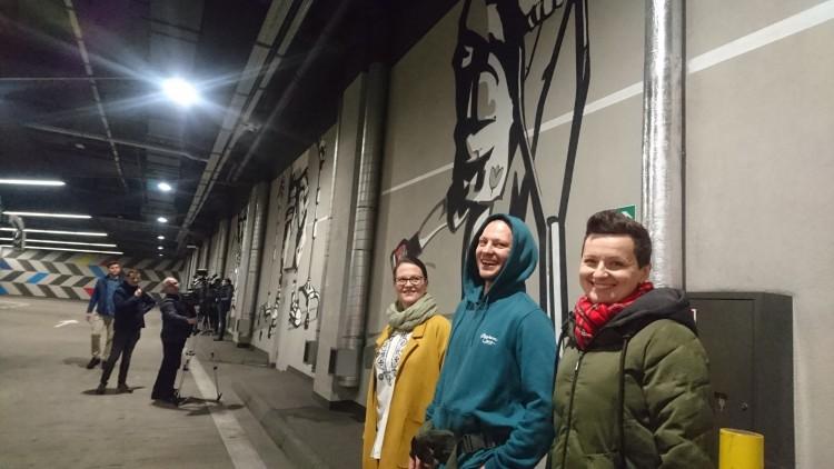 Mural ozdobił Dworzec Wrocław. Sygnalizuje podróżnym, że to miasto otwarte [ZDJĘCIA]