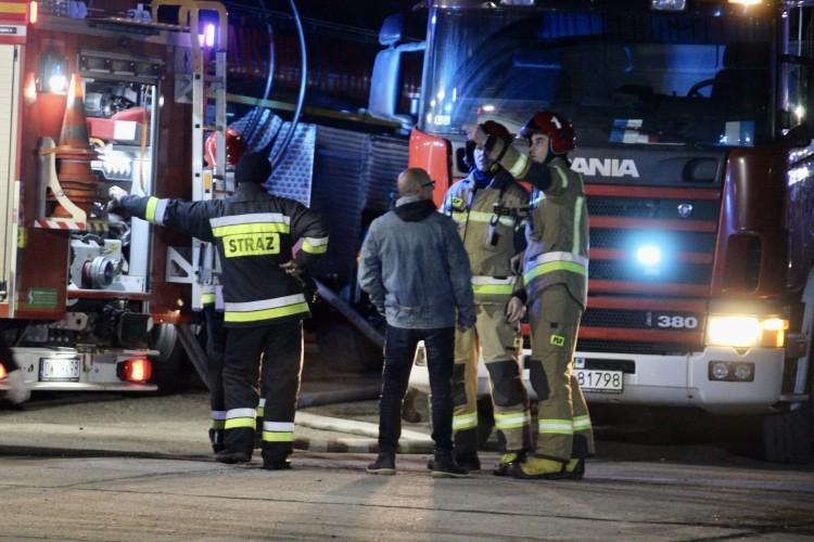 Wrocław: Ewakuacja w bloku na Różance. Ulatnia się gaz