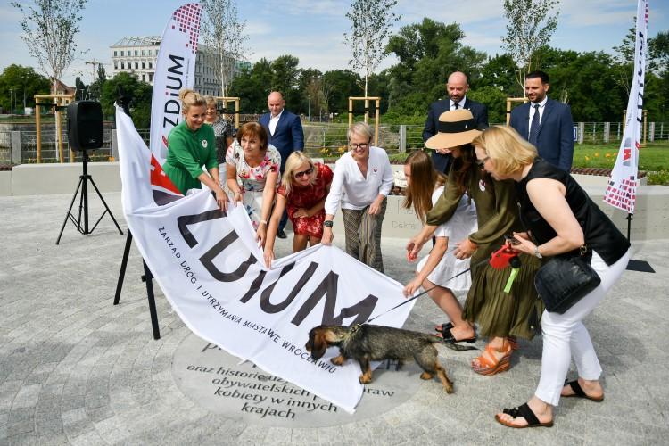 Wrocław ma nowy nadodrzański bulwar. Już otwarty po remoncie