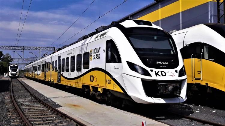 Przetarg na nowe pociągi dla KD rozstrzygnięty. Wiadomo, kto je dostarczy