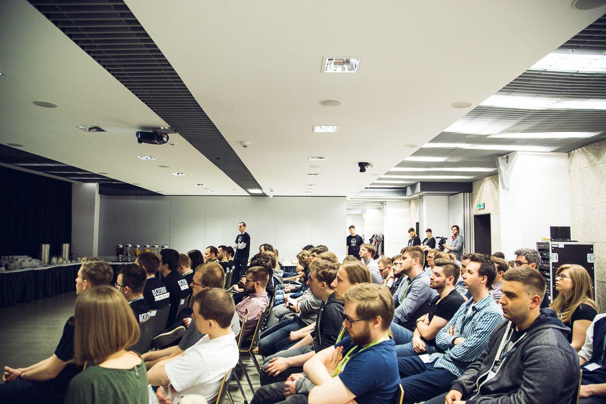 Nocny hackathon w Hali Stulecia. Gdy innowacja staje się sztuką