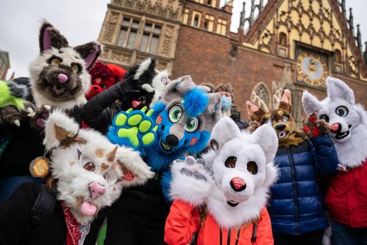 Dwa marsze jednocześnie. Centrum Wrocławia stanie w korku!