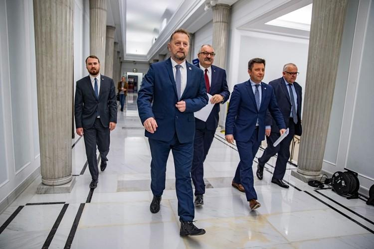 Wiemy, kto będzie rządził Dolnym Śląskiem! Bezpartyjni Samorządowcy i PiS podpisali umowę koalicyjną [SKŁAD ZARZĄDU]