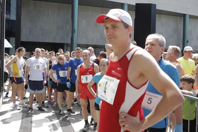 Sprintem na szczyt Sky Tower. Pół tysiąca osób wbiegło na 49 piętro wieżowca