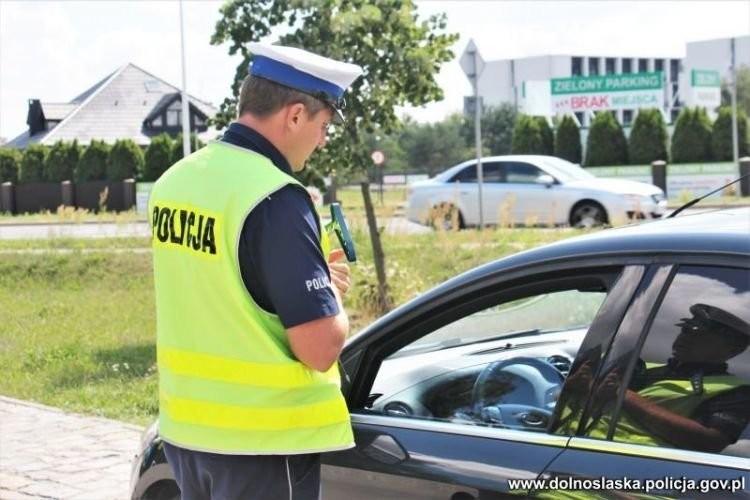 Nietypowa interwencja wrocławskiej policji. Kierowca wdzięczny za zatrzymanie