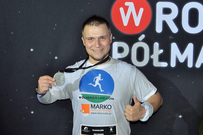 Nocny półmaraton okiem zawodnika