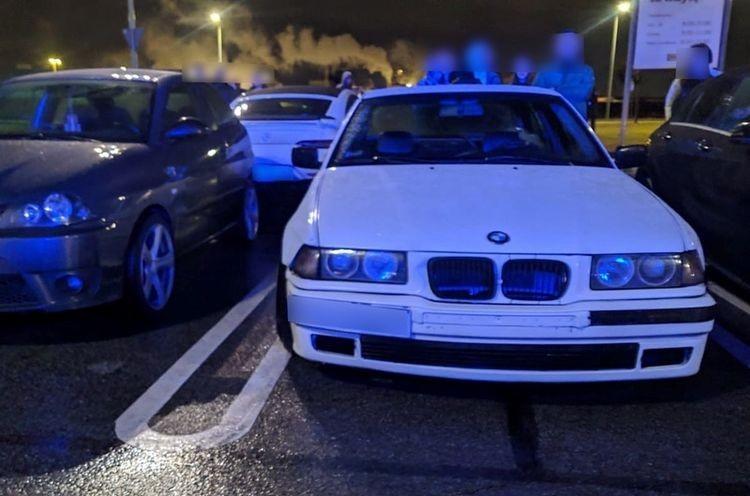 Bielany Wrocławskie: Nielegalne wyścigi samochodowe. Zobacz zdjęcia