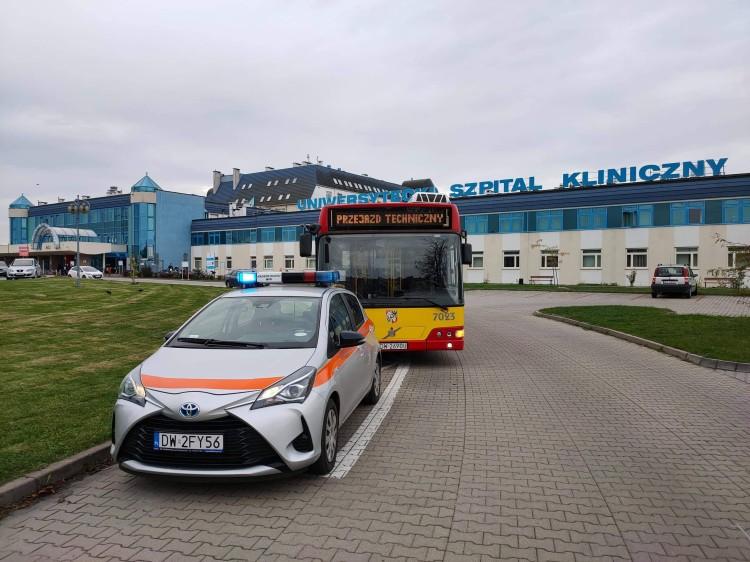 Na ulice wyjechał specjalny autobus dla studentów na czas epidemii