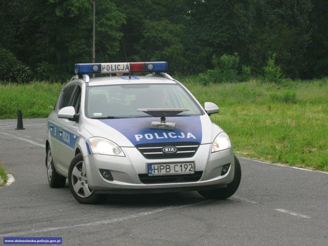 Nastolatek zamiast chodzić do poprawczaka seryjnie okradał altanki w całym mieście