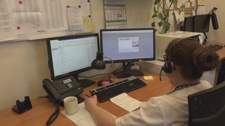 Dolny Śląsk testuje Krajową Sieć Onkologiczną. We Wrocławiu już działa Call Center dla chorujących na nowotwory
