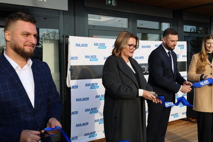 AAA AUTO otworzyło nowe centrum sprzedaży aut we Wrocławiu