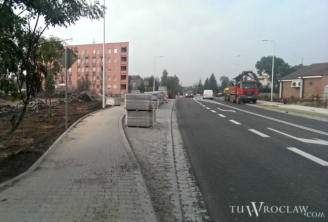 Od końca marca autobusy 132 będą dojeżdżać na Muchobór Wielki. Osiedlowych radnych to nie zadowala