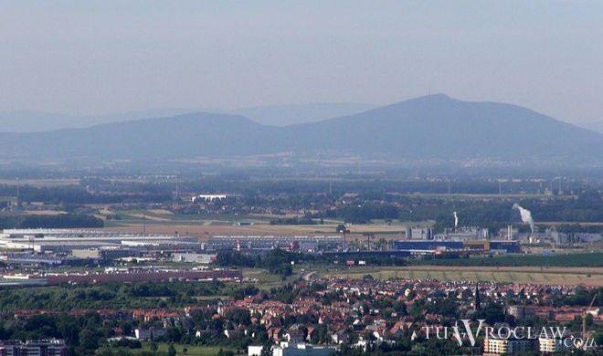 Aktywiści o planie gospodarki niskoemisyjnej: urzędnicy chcą zwiększyć korki za pieniądze z Unii