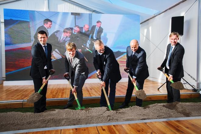 Wielka inwestycja na Wzgórzu Mikołajskim wreszcie rusza. Będą biurowce, hotel i ogród [FOTO]