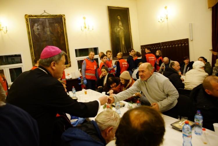 Caritas zorganizował wigilię dla samotnych i ubogich wrocławian [ZDJĘCIA]