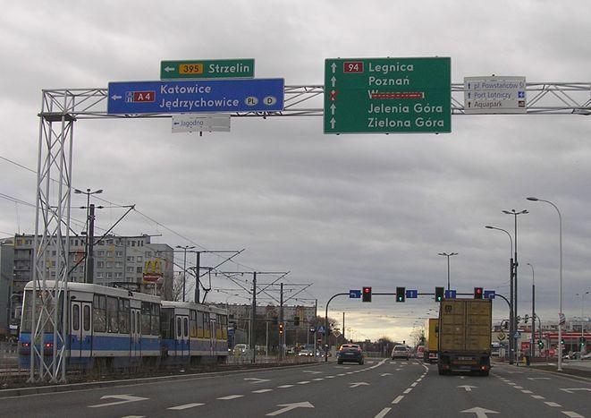 We Wrocławiu urzędnicy skreślają Warszawę