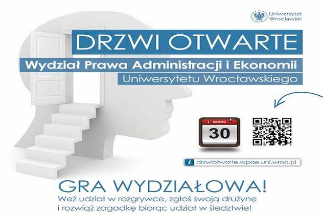 Uniwersytet Wrocławski otwiera drzwi na wydziale i proponuje grę
