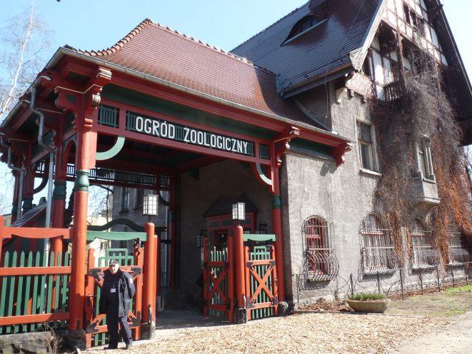 Przez Bramę Japońską do ZOO