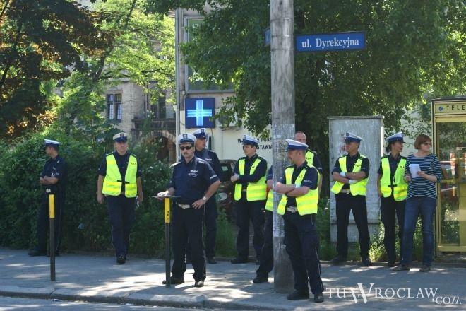 Wrocławscy policjanci ukończyli kurs języka migowego
