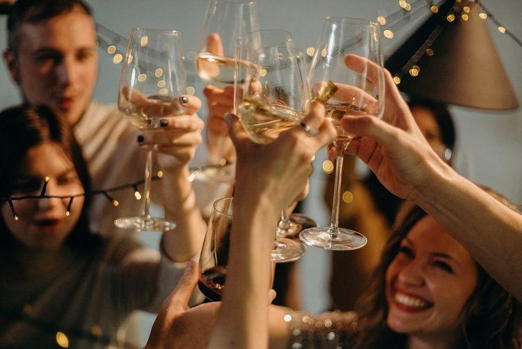 Wrocław: Koncerty, bal i tańce w rytmach disco. Co robić w sylwestra 2021?