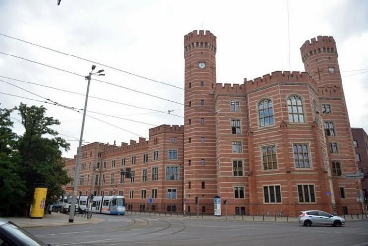 Prezes spółki Property Lease Fund w areszcie. Oszukał 208 osób